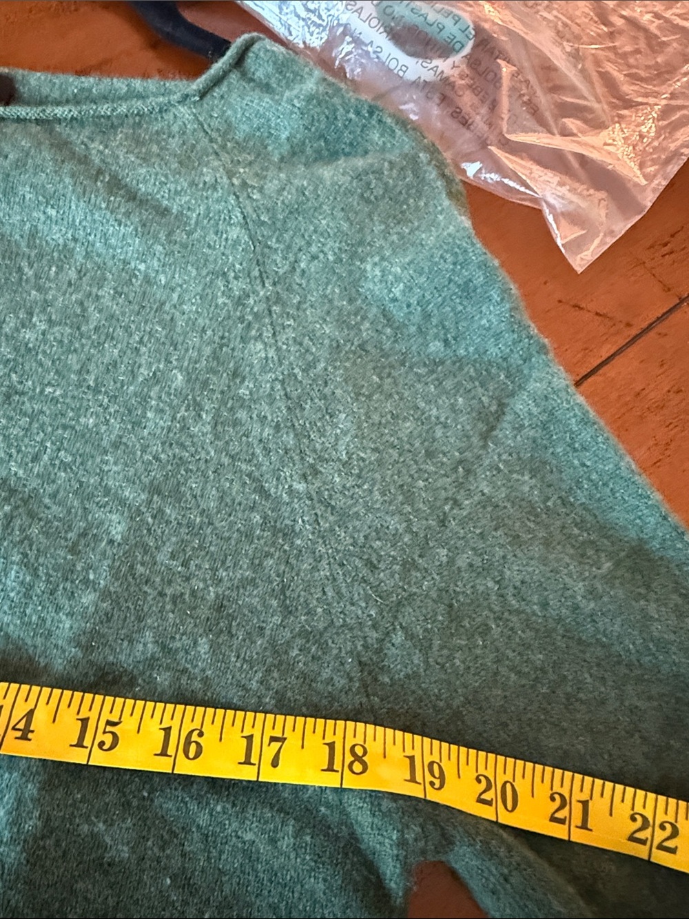 Quince Forest Floor Green Boatneck Cashmere Sweater - Medium (243) - Picture 7 of 10